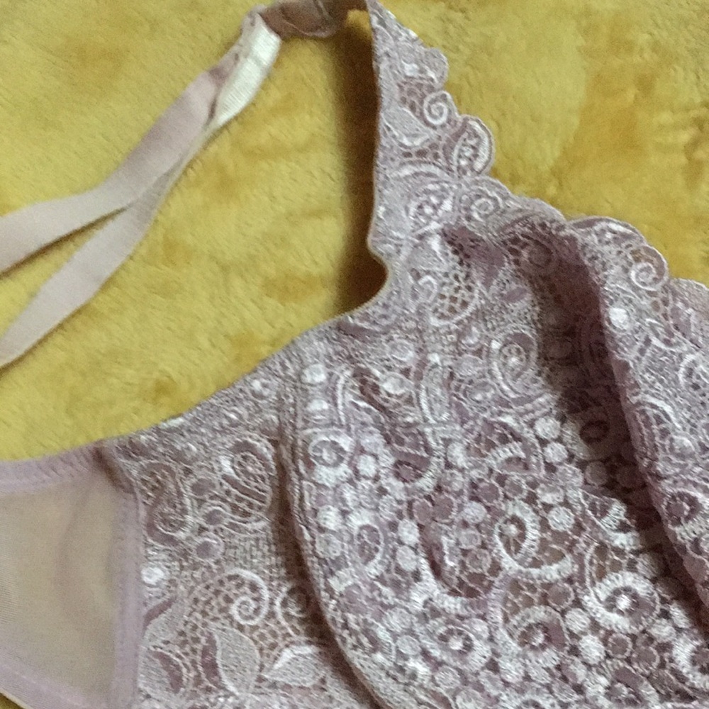 Vintage Bali Lace Desire 3602 Underwire Bra 36C - Picture 7 of 13